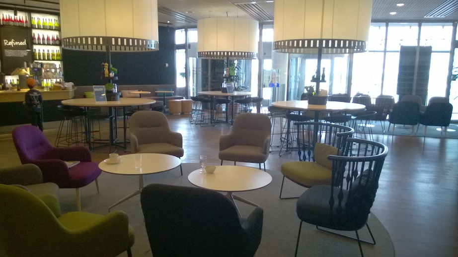 SAS Lounge ARN T5 Buffet Area
